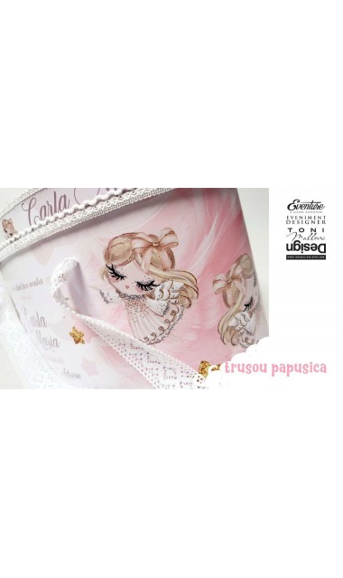 Trusou de botez cu papusica roz, gene lungi si broderie customizata, Doll 16